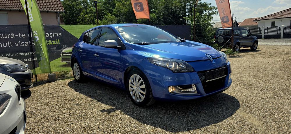 Renault Gt-line an 2013 motor 1500 cm3 diesel euro 5 Bose clima piele