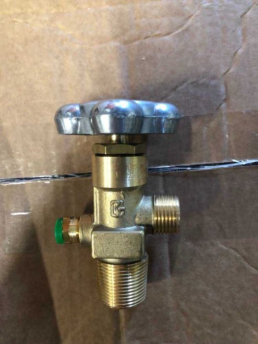 Кран за СО2 бутилка ( малка резба)