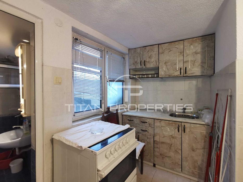 Продава се Къща в Пловдив, Център - 110 кв.м за 1319 €/кв.м - Снимка #6