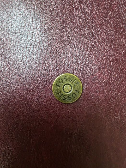 Fossil дамска чанта естествена кожа