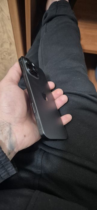 Vând iphone 16 pro max 256 GB Black Titanium