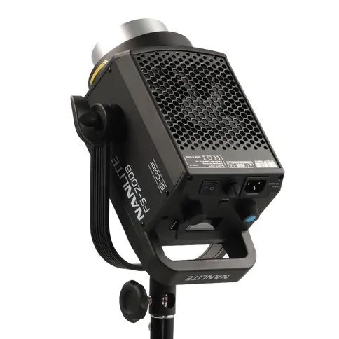 Прожектор Nanlite FS200bi 200W свет гарантия даставка