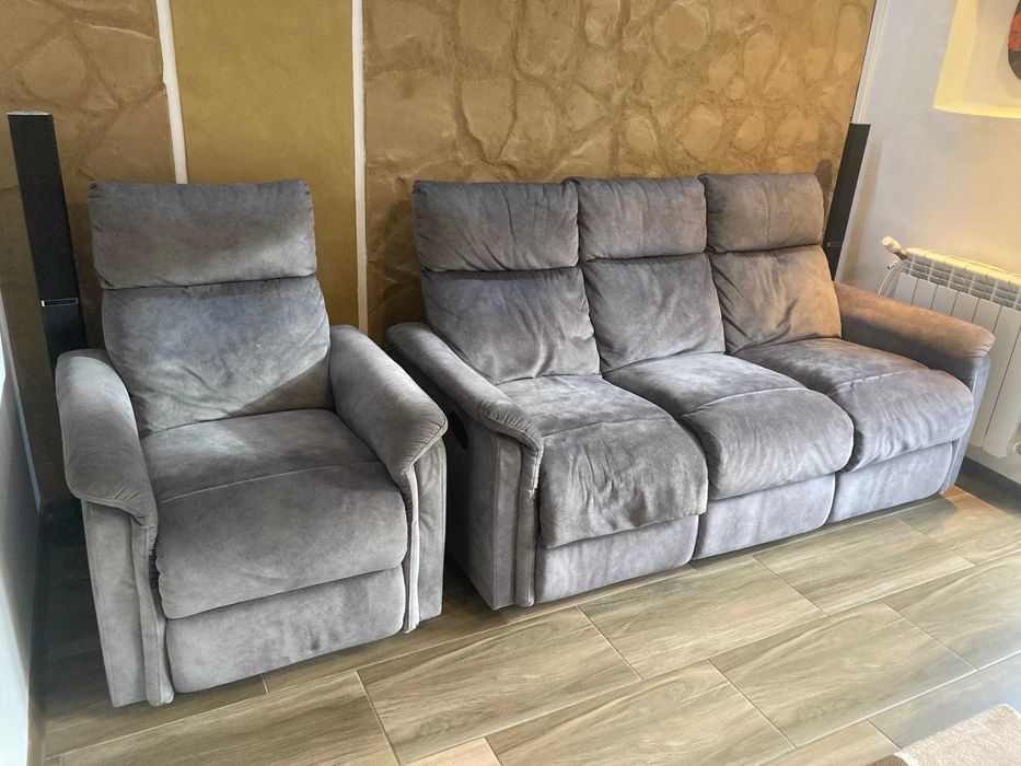 Сив диван 3-ка с фотьойл. С Релакс механизъм за повдигане на краката!