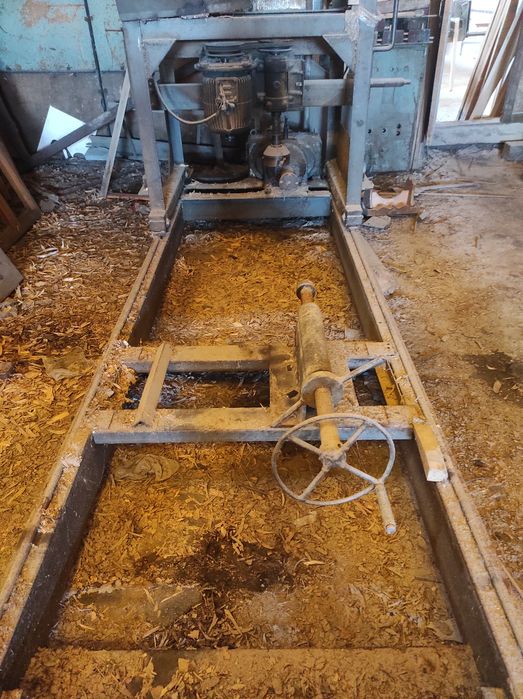 Продаю бревнотес.