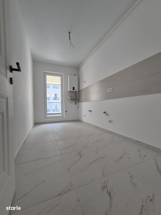 Sector 4 Binelui Metrou Aparatorii Patriei Garsoniera 39 Mp