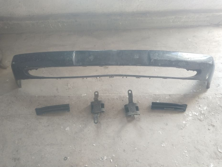 Накладка и крепление бампера