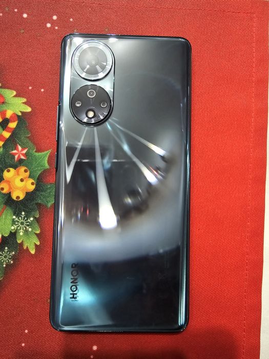 като НОВ Honor 50 5G + подаръци