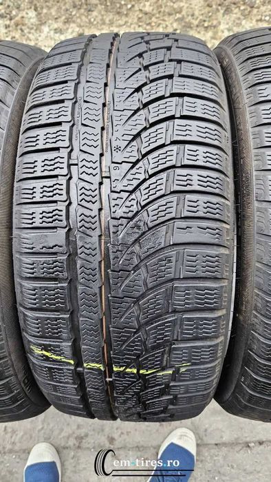 SET 4 Anvelope Iarna 215/40 R17 NOKIAN WR A4 87V