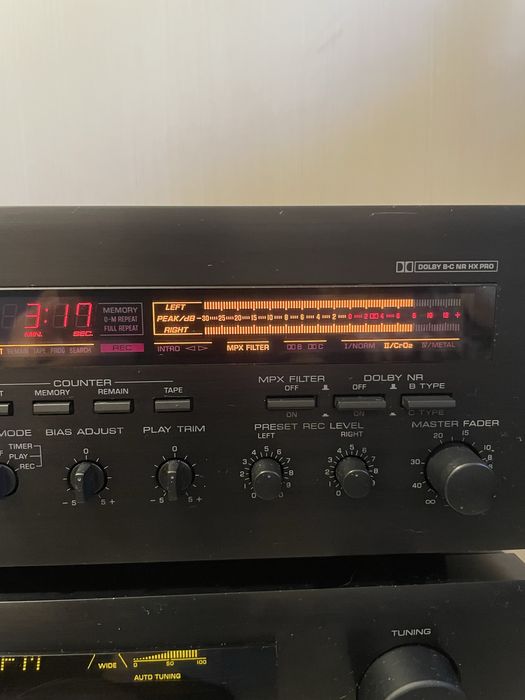 Vând deck +tuner YAMAHA