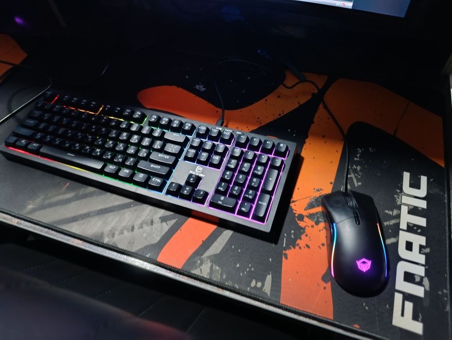 10 ta kopmyuter game club sotiladi kami yoq xolati ideal