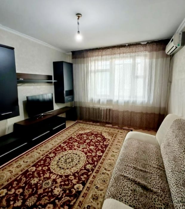 продам 2-х ком. 45кв. 4мкр. 3-этаж
