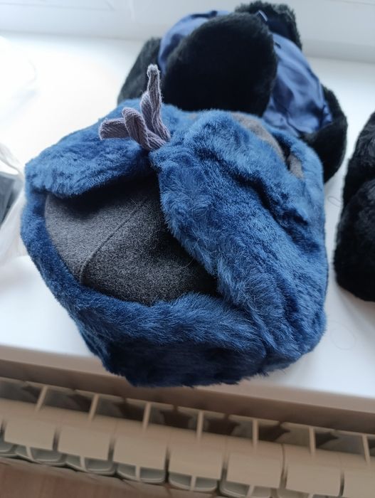 Продам зимнюю шапку