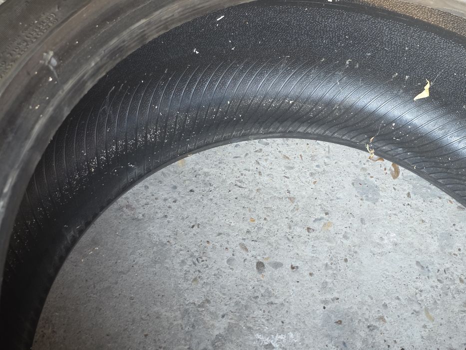 Cauciucuri 235/40 R19