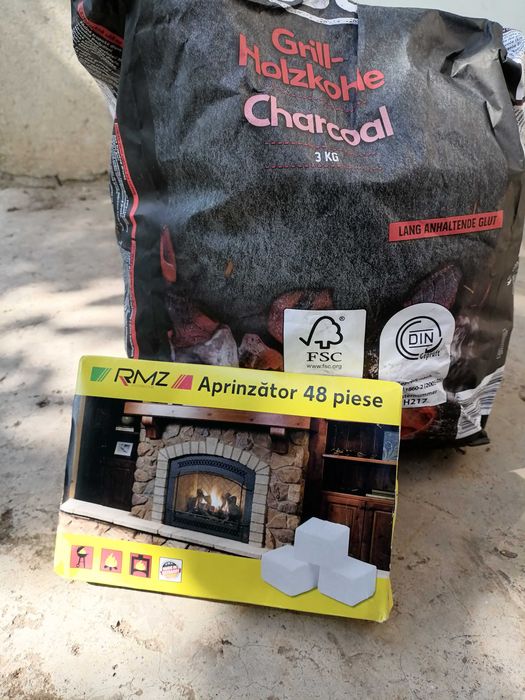 Барбекю на дървени въглища