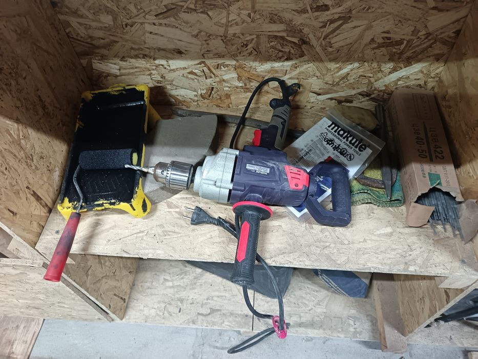 Продам дрель миксер 800 оборотов.