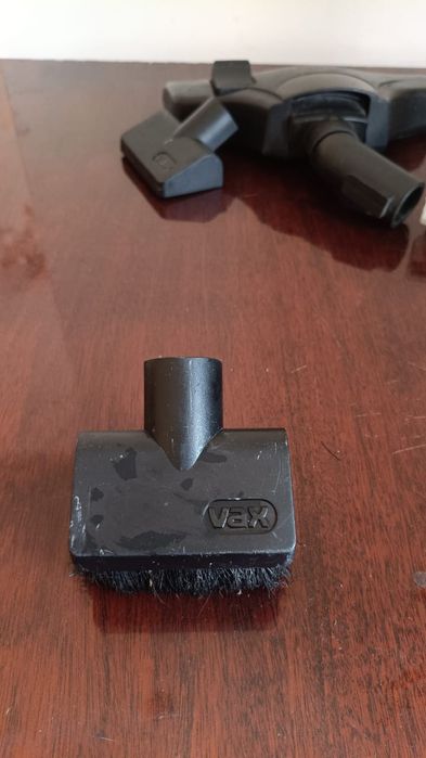 Моющий пылесос Vax 6131