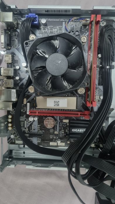 Kit PC : I5 9500, 8gb DDR4 2666v, Gigabyte B365M H, Sursa NJoy 500W