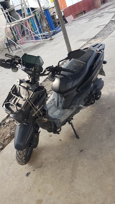 Sukuter dragon 150