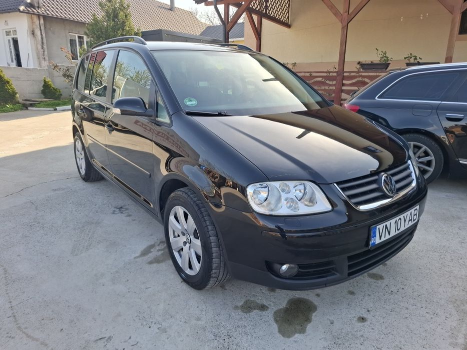 Volkswagen Touran 2.0TDi 140CP