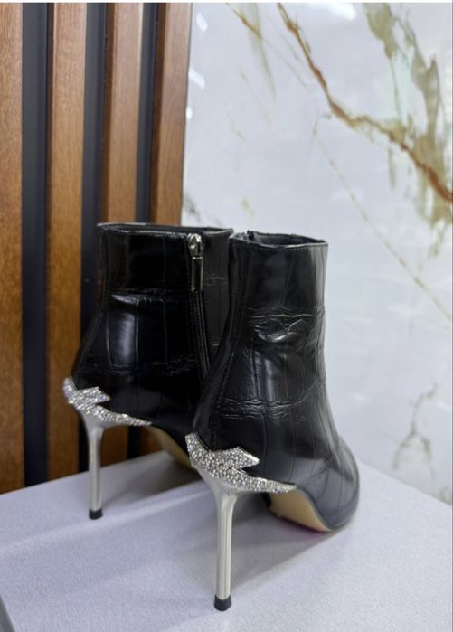 Женская обувь, 37 размера