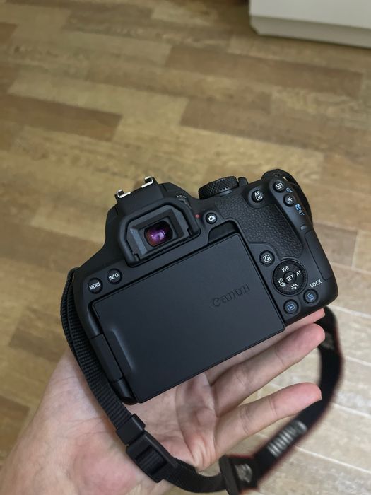 Фотоаппарат Cannon 850 D