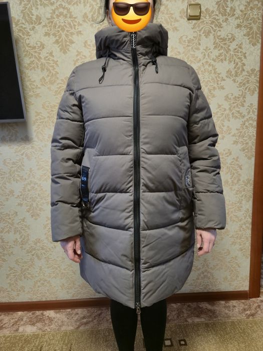 Продам женский зимний пуховик