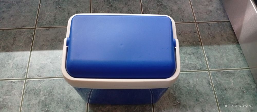 Vând ladă frigorifică excursie.