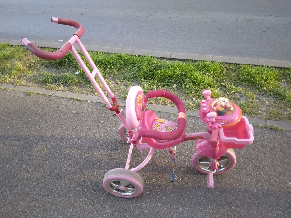 Vând tricicleta copii