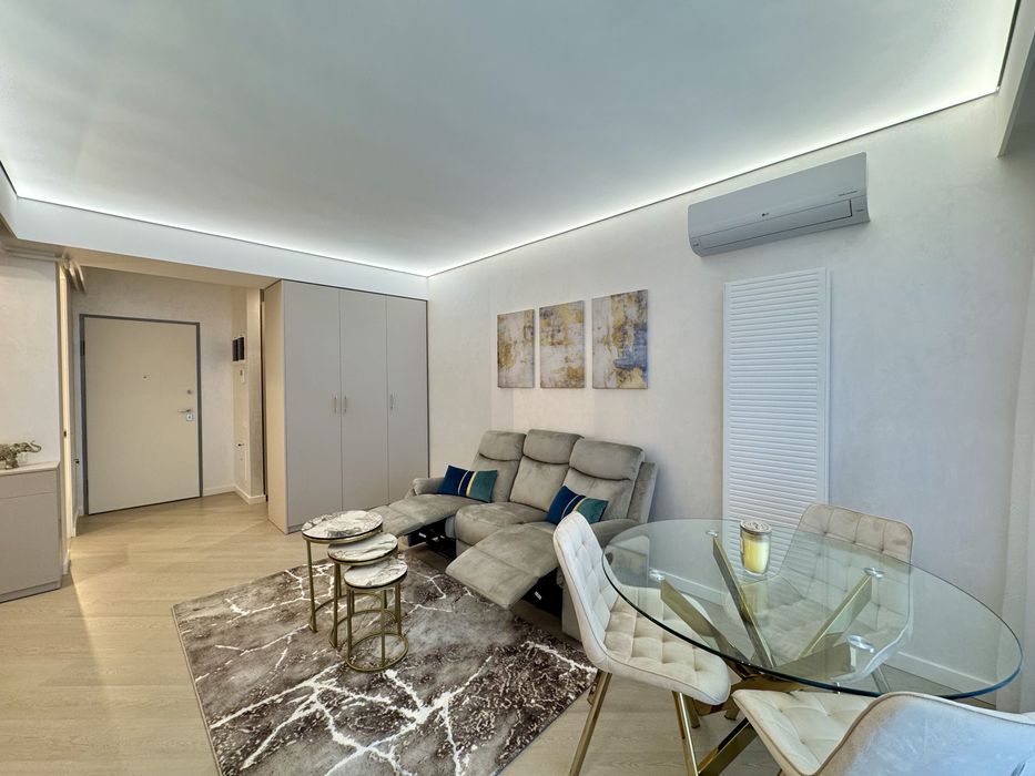 Studio dublu prima inchiriere Cortina North Pipera