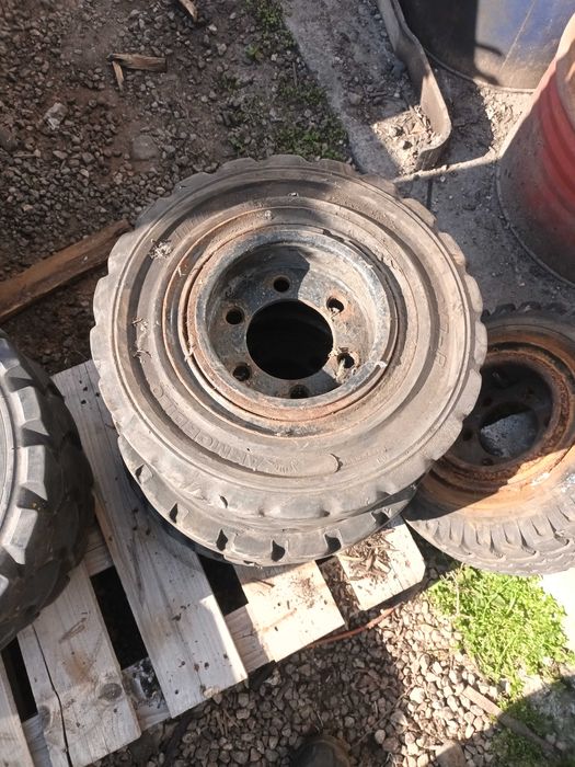 Гуми и джанти за мотокари