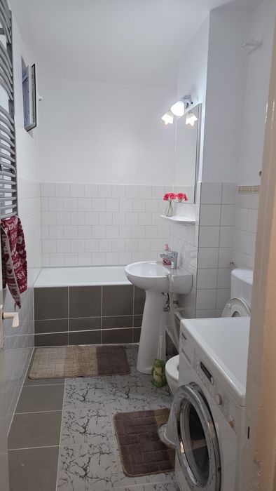 Inchiriere 2 camere cartierul Florilor