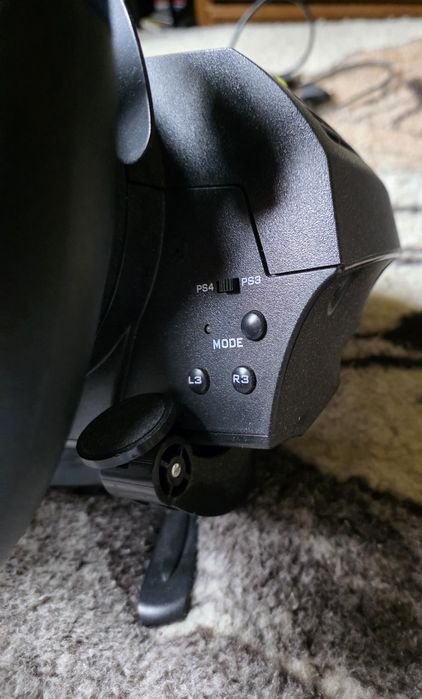 Volan gaming thrustmaster t150