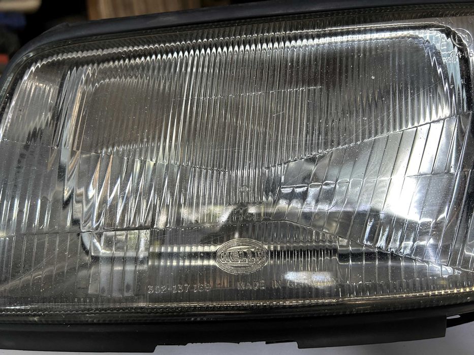 фары  на audi 100 c4
