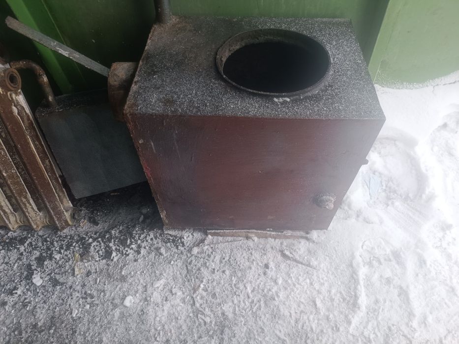 Продам печку в хорошем состоянии