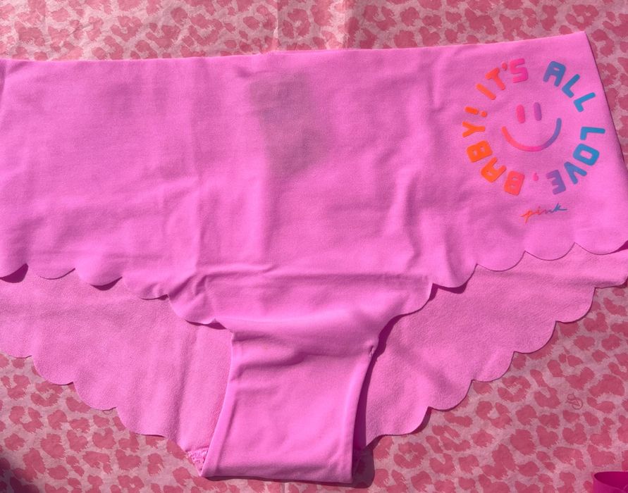 НАМАЛЕНИЕ 11.99 не 34.99 Victoria’s Secret оригинално бельо