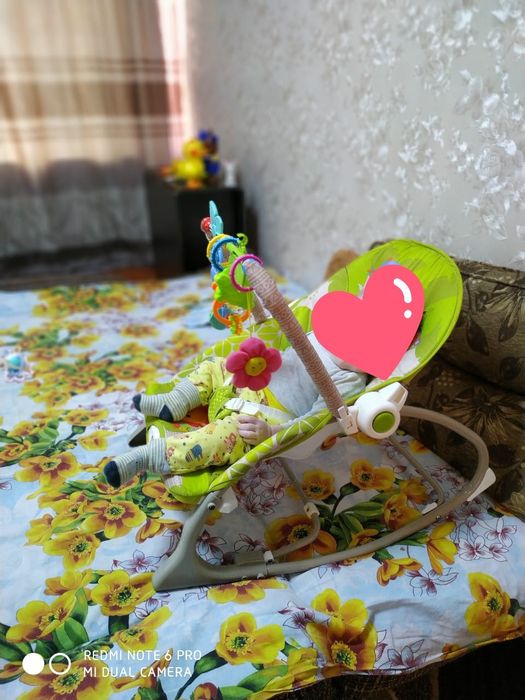 Продам детскую качалку