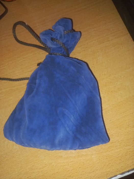 Весы Новые продам 1500