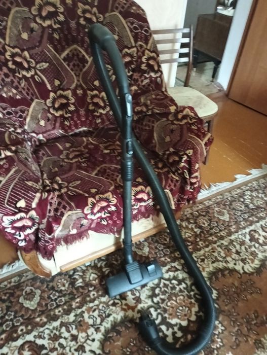 Продам моющий пылесос