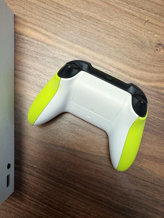 Приставка XBOX series S