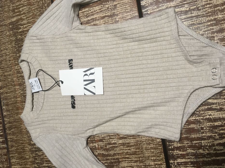 Намаление !!!Зара Детски бодита