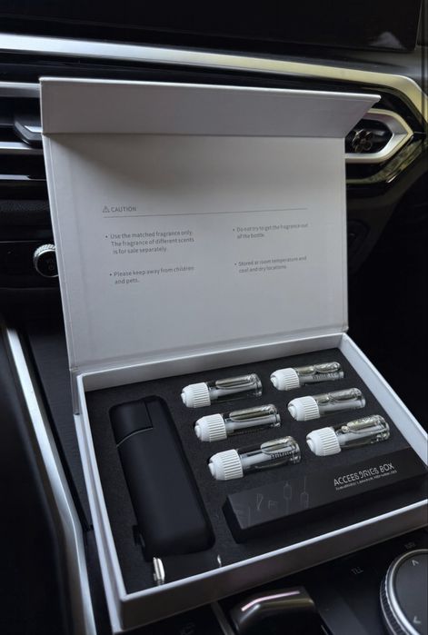 Difuzor aromatic parfum masina, parfum auto inteligent