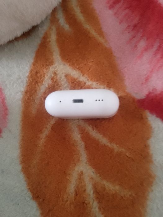 AirPods рабочие..