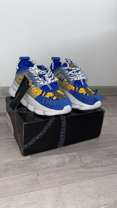 Adidasi Versace 2022