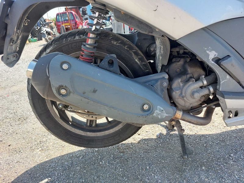 Aprilia Sportcity Cube Aприлия Спортсити Скутер мотопед мотор НА ЧАСТИ