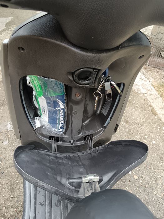 Продавам скутер Piagio liberty s 50cc 4t