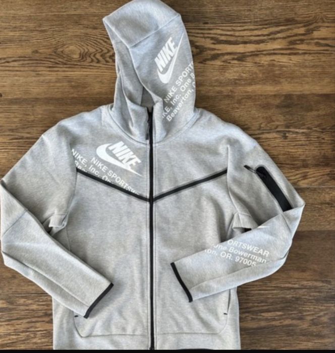 Hanorac Nike Sportswear – model rar / ediție limitată