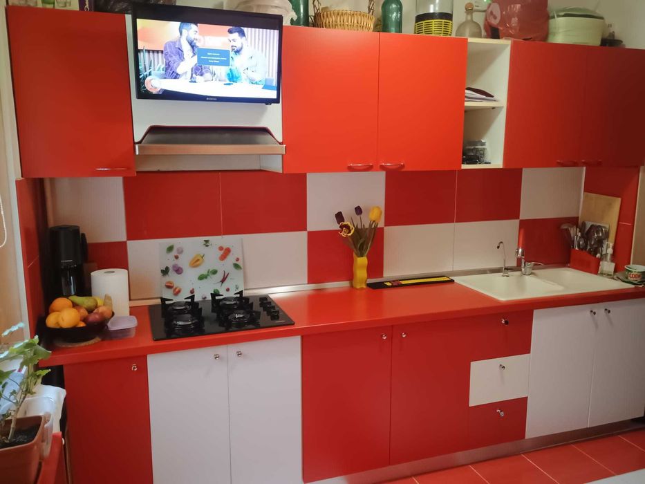 Ieftin Convenabil. Bucatarie complect utilata 3m [cititi descrierea]