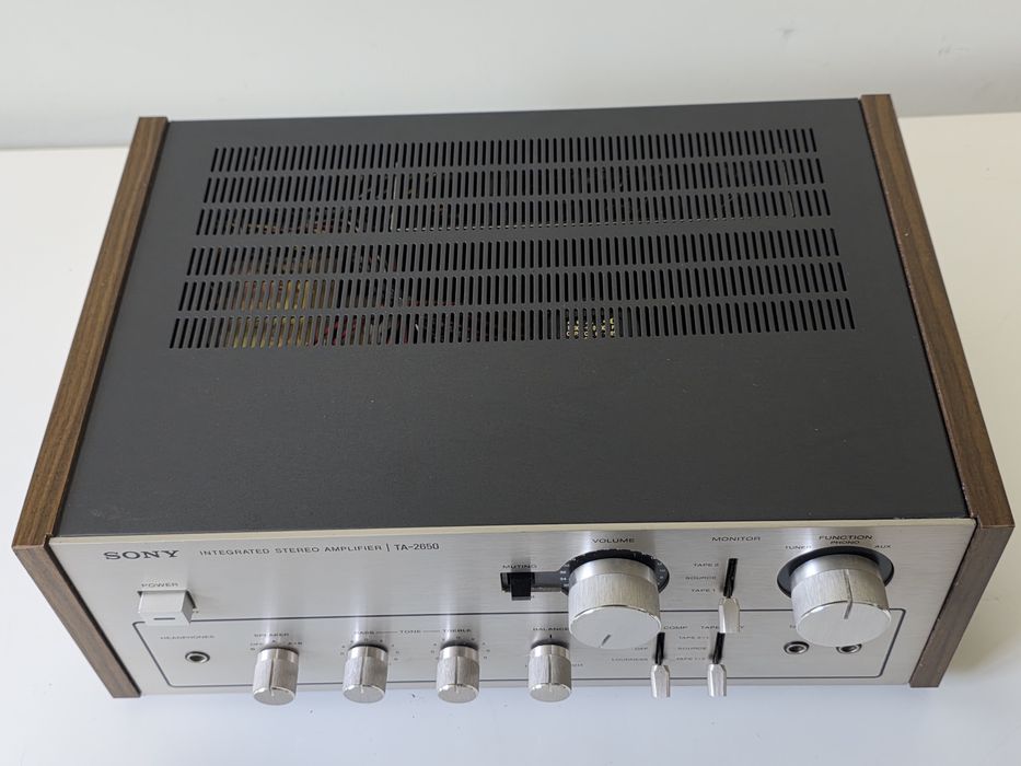 Sony TA-2650 integrated amplifier