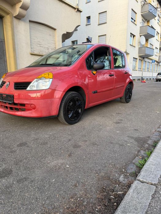 Vand Renault Modus  5000 lei neg