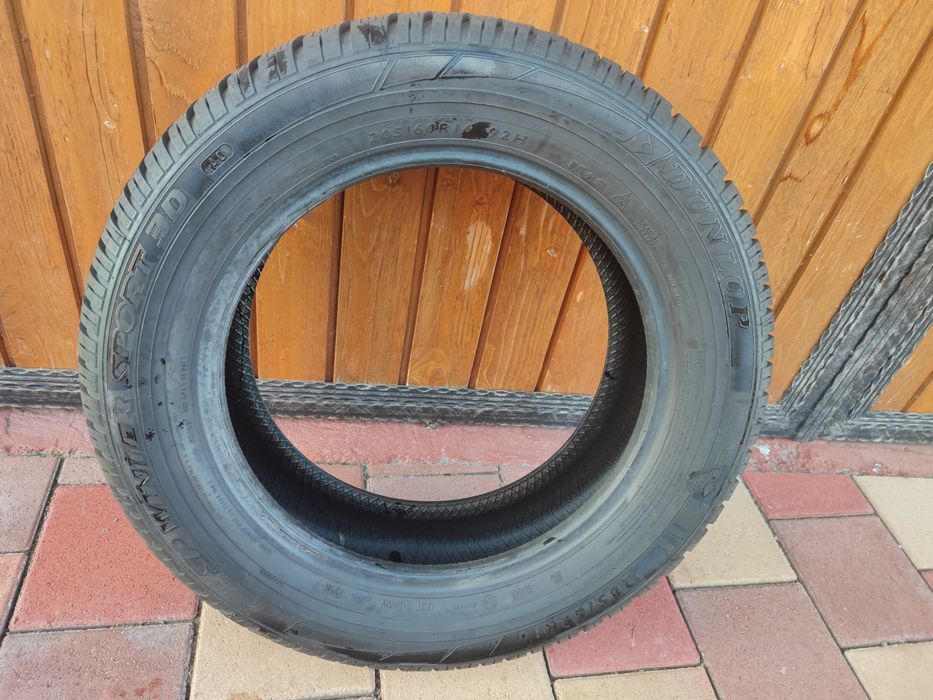 1 bucată Cauciucuri de iarna 205 60R16 92H DUNLOP 2018